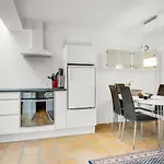 Nis - 900m From The Sea By Interhome Feriehus *